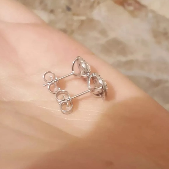 Last One🎉 1.50 CTW Diamond 14K Gold Halo Stud - Picture 6 of 7